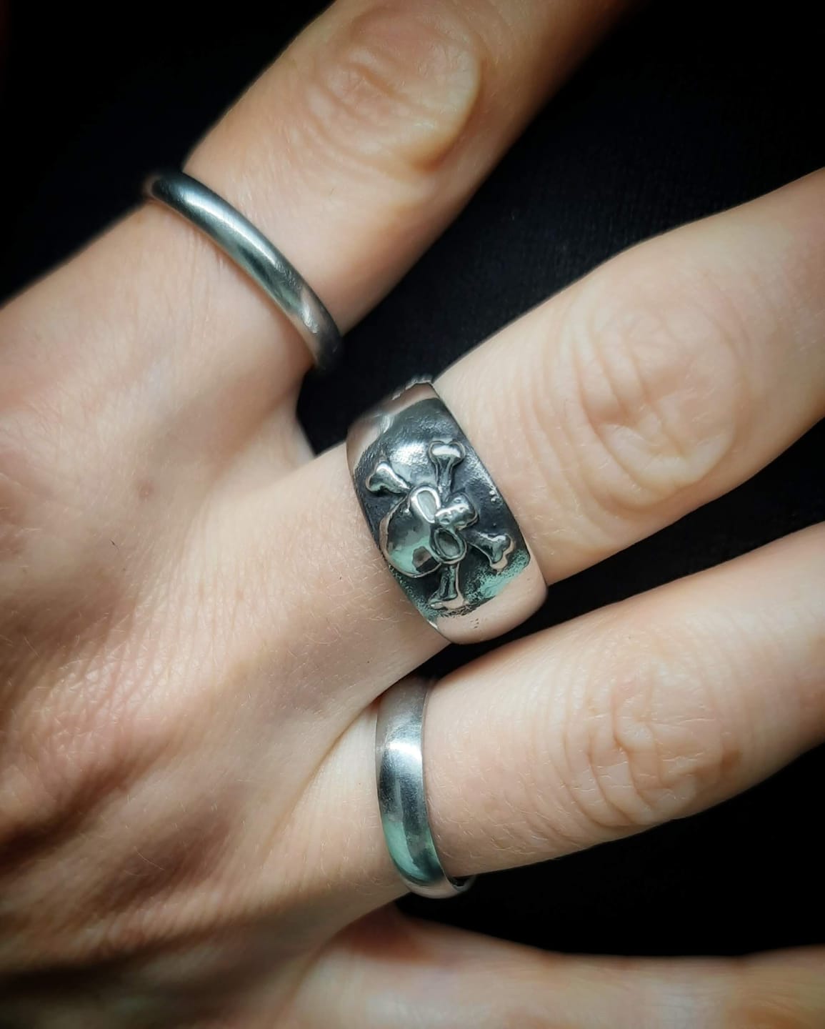 Customer photo review of CROSSBONE.