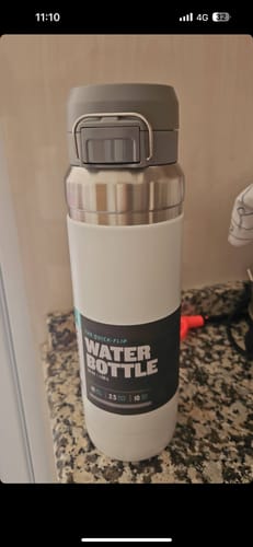 Customer photo review of Stanley The Quick Flip Su Şişesi Beyaz 1.06 L