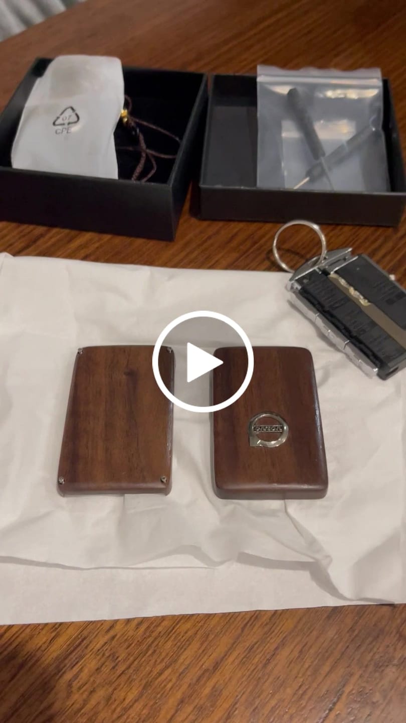 Customer video review of Volvo Car Key Case Cover