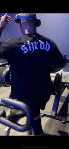 Customer photo review of No Guts X No Glory - Pump cover - Oversized Gym T-shirt  - Black