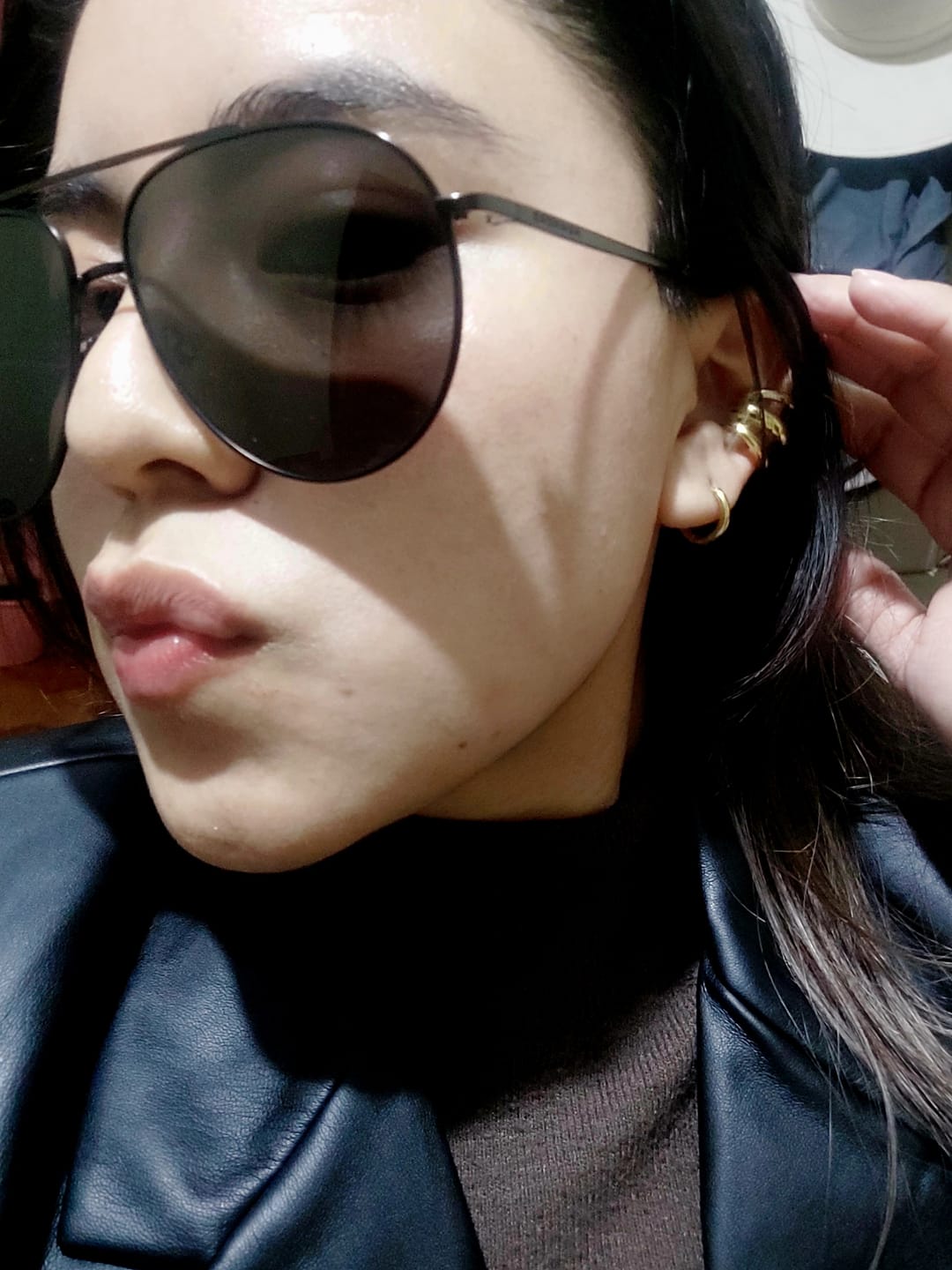 Customer photo review of Ear Cuff Triple