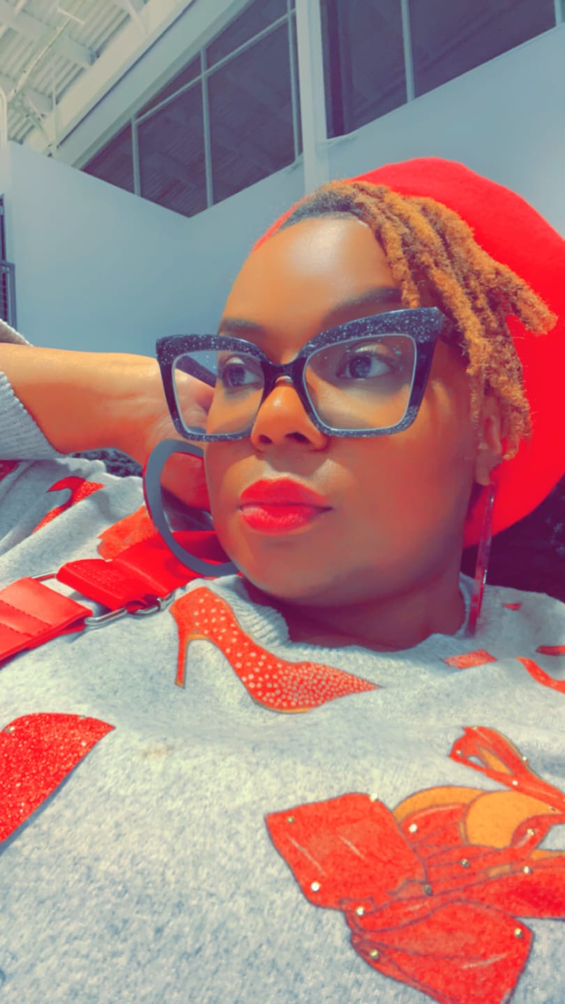 Customer photo review of "Basics Never Basic" - Hoop - 21 Colors