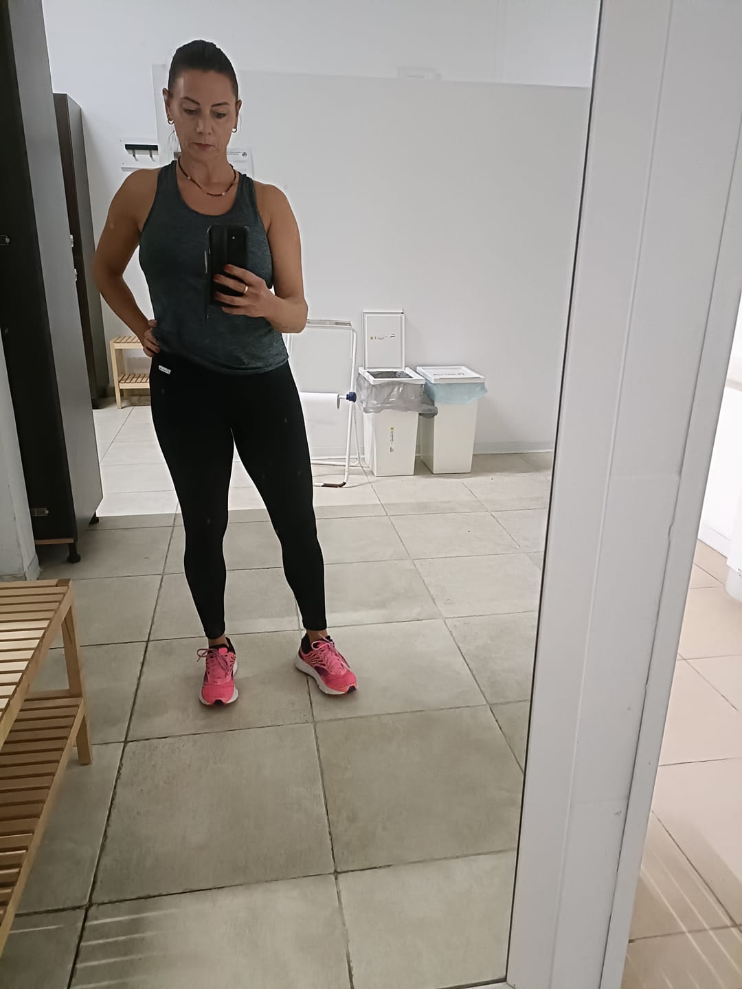 Customer photo review of Leggings Confidence Nero