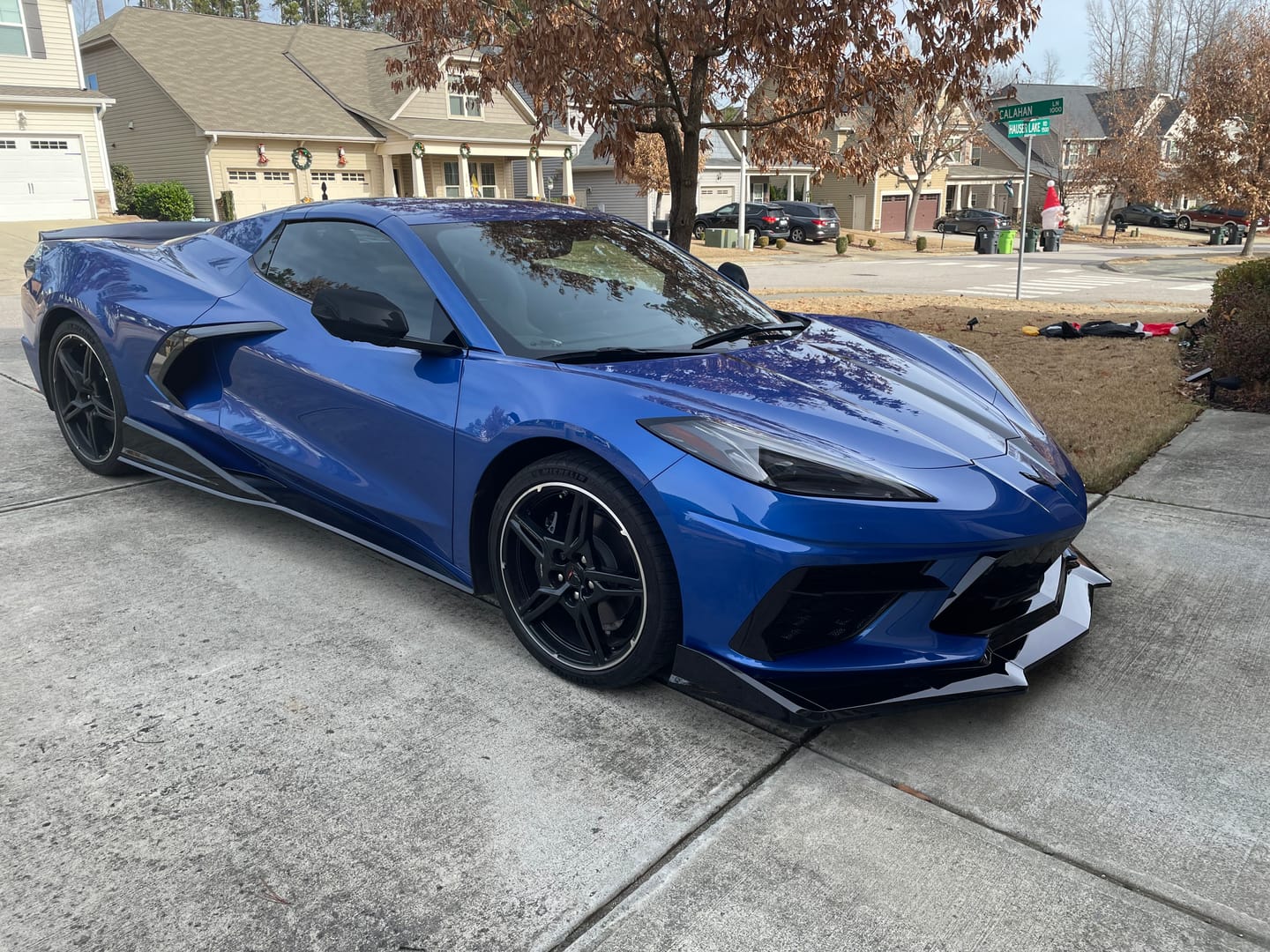 Customer photo review of Chevrolet Corvette C8 3VM Side Skirts Rocker Panels