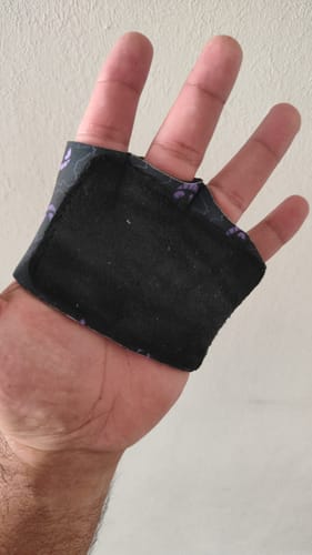 Customer photo review of Guantes GRAB Ghost