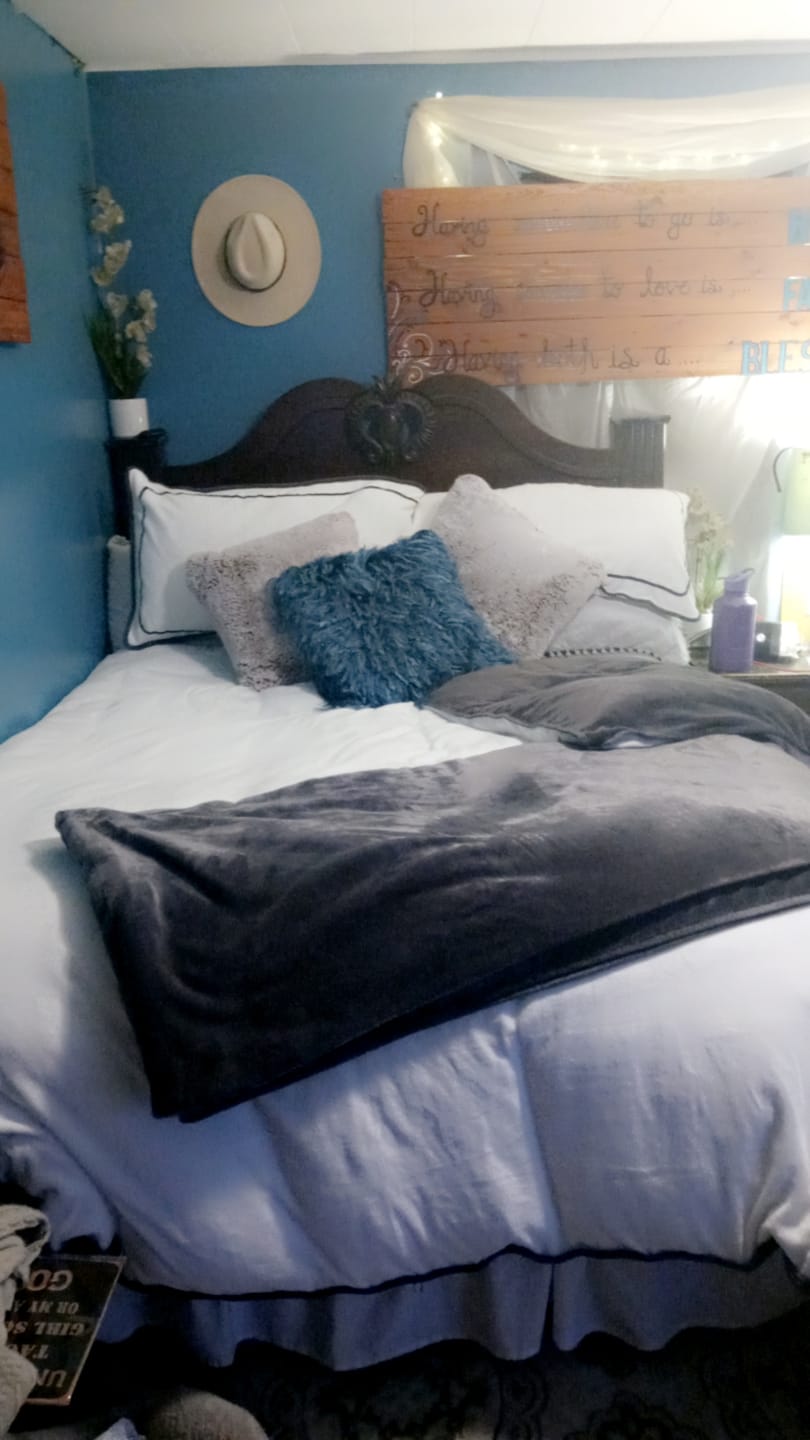 Customer photo review of Velós Complete Bedding Set