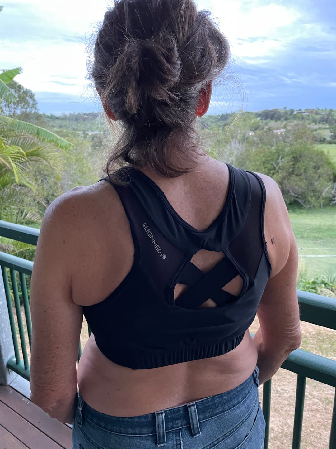 Customer photo review of AlignMe™ Pullover Posture Sports Bra For Women