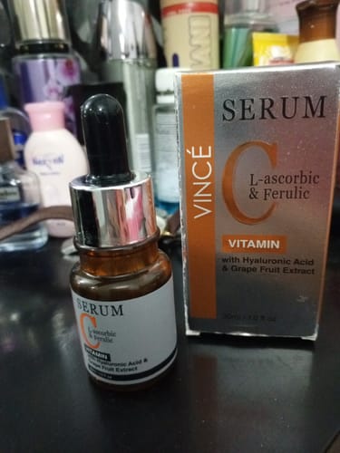 Customer photo review of Vitamin C Serum