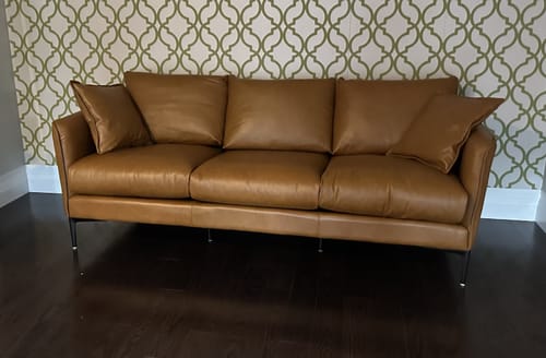 Customer photo review of Como Sofa - 85"