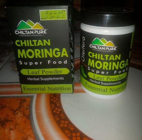 Customer photo review of Moringa Powder SuperFood  – Boost Metabolism [ کرشماتی پتوں سے 300 بیماریوں کا علاج - چلتن سہاجنا]