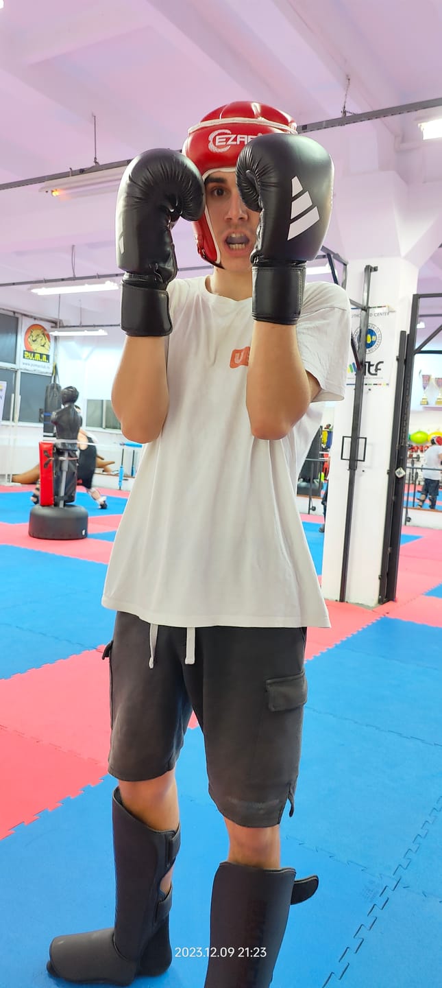 Customer photo review of Tibiere Kickbox Kicker Knockout