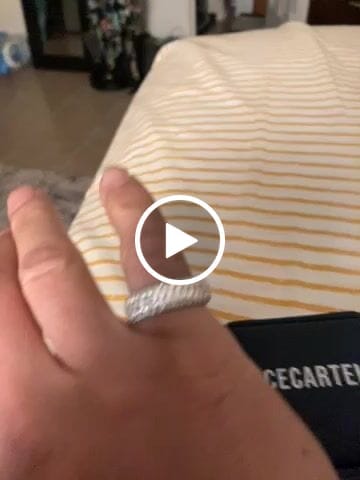 Customer video review of Moissanite 5-Row Band Ring 14K Gold