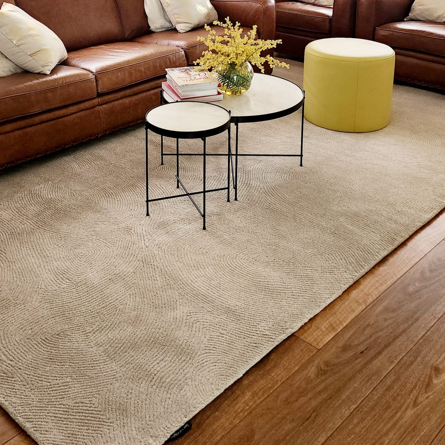 Customer photo review of Loren Almon 01 Platinum Wool Rug