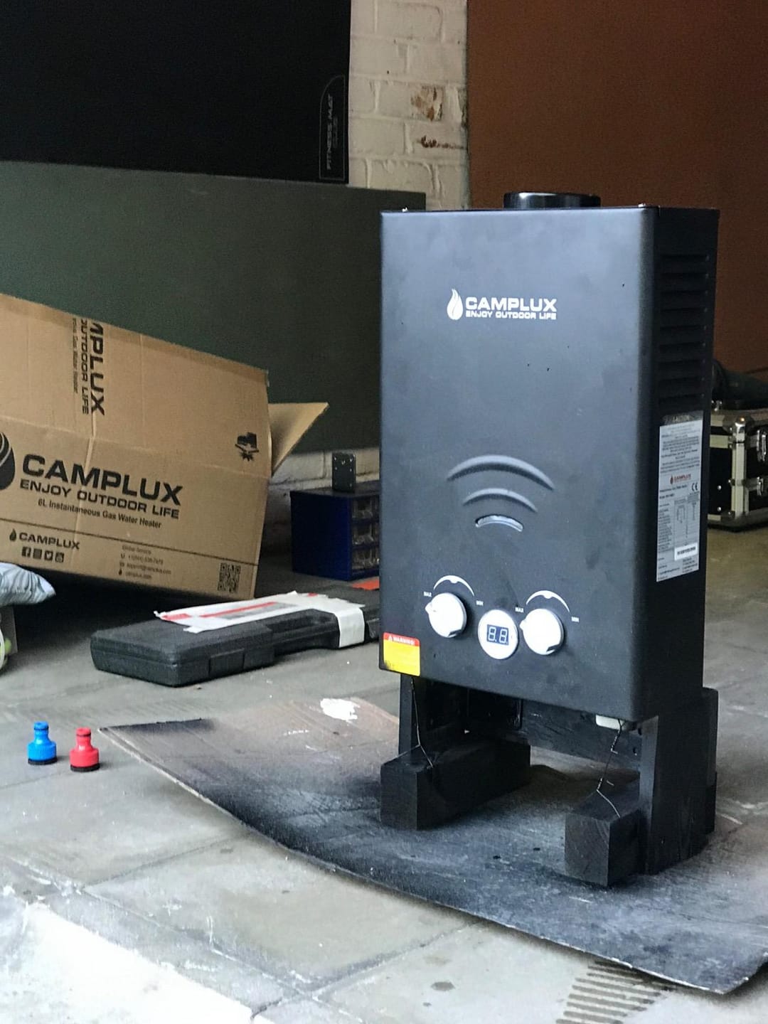 Customer photo review of Camplux BW158BC 6L Portable Gas Propane Water Heater, Tankless Instand Gas Water Heater With Rain Cap