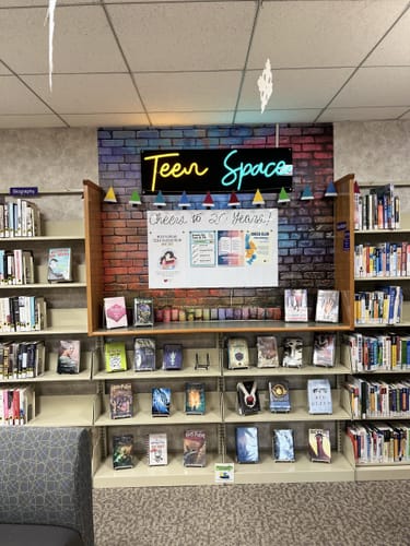 Customer photo review of Brite Lite New Neon Sign: Teen Space