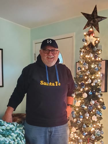 Customer photo review of Santa Fe - Men’s Premium Hoodie