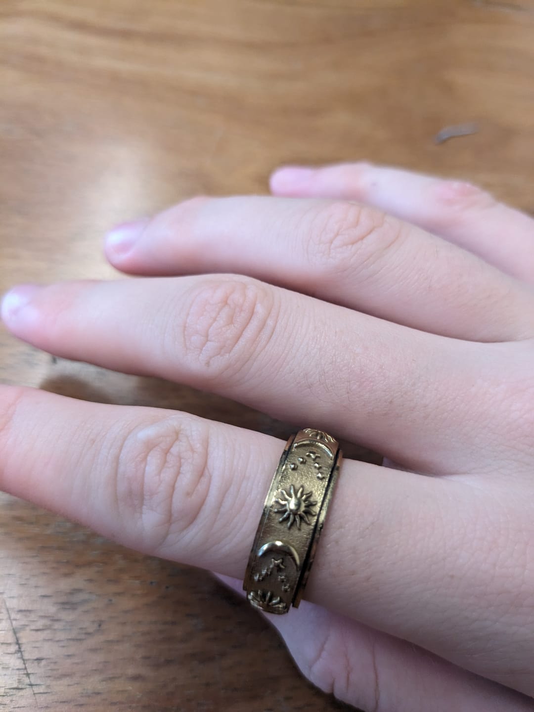 Customer photo review of Bague d'Anxiété Acier Inoxydable - AURORA