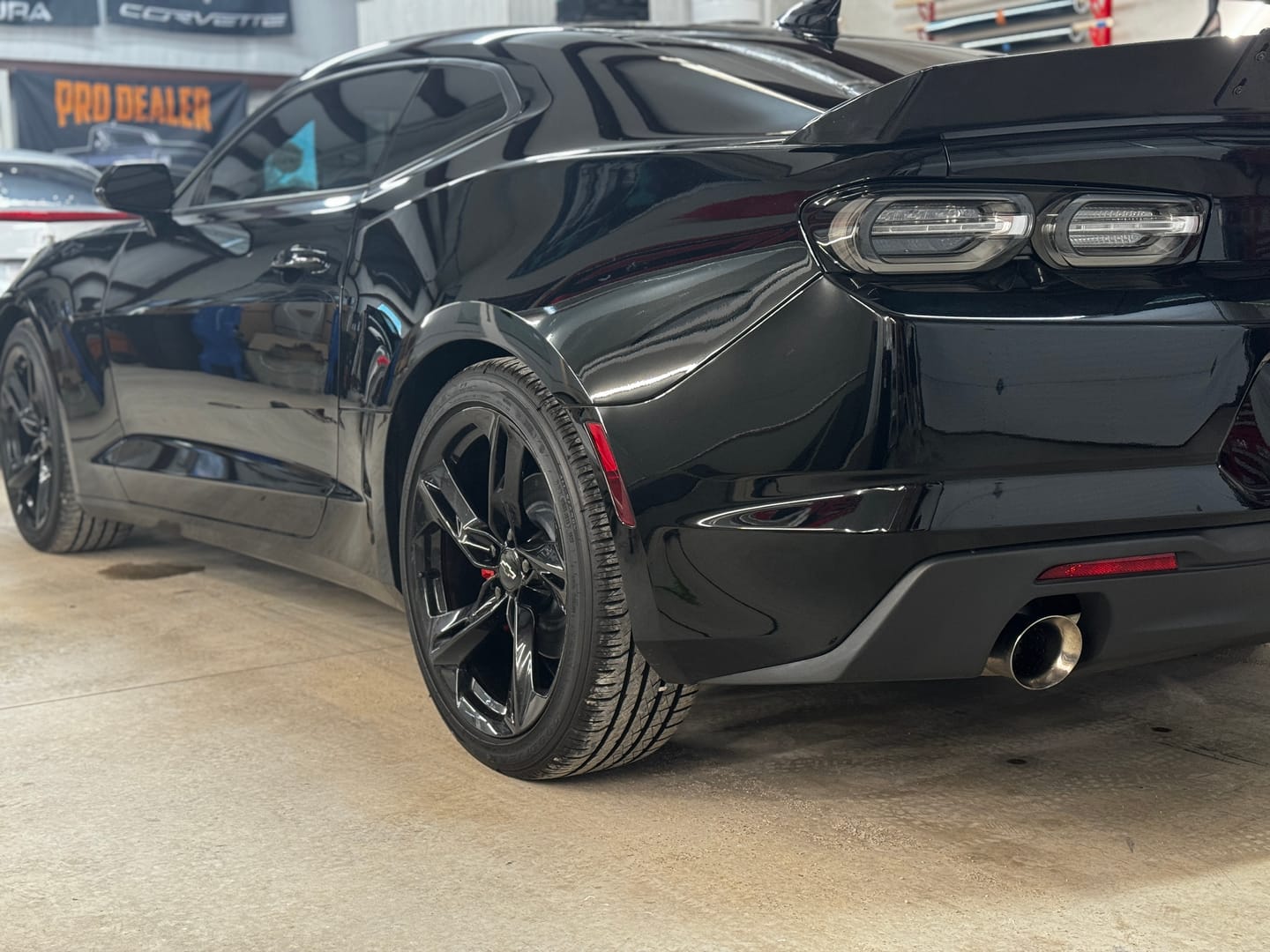 Customer photo review of 6th Gen Camaro Track Package Rear Trunk Spoiler Wing