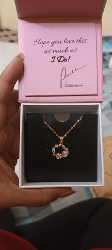 Customer photo review of Rose Gold Drop Wreath Pendant With Link Chain