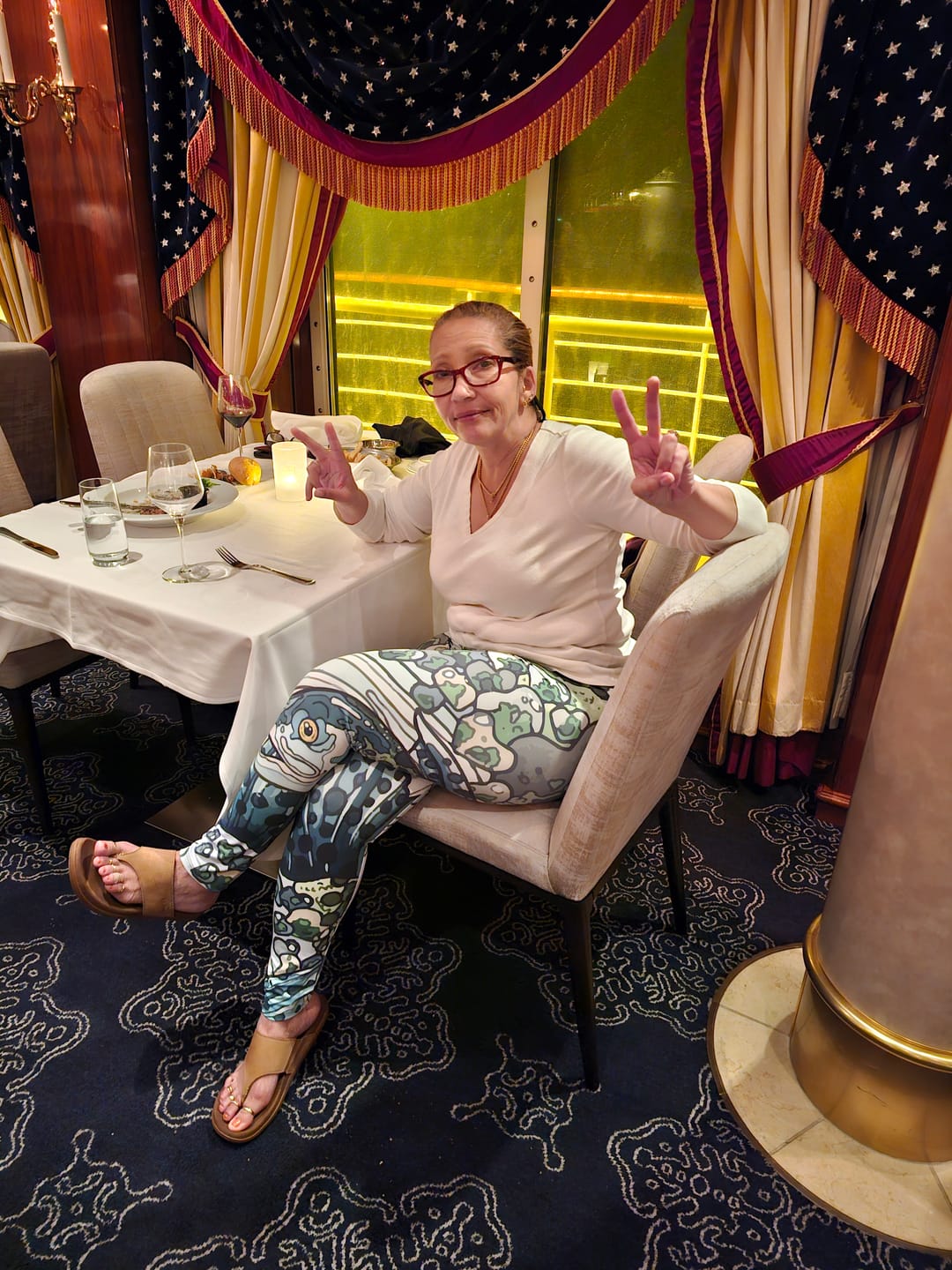 Customer photo review of Steel My Heart Signature Leggings