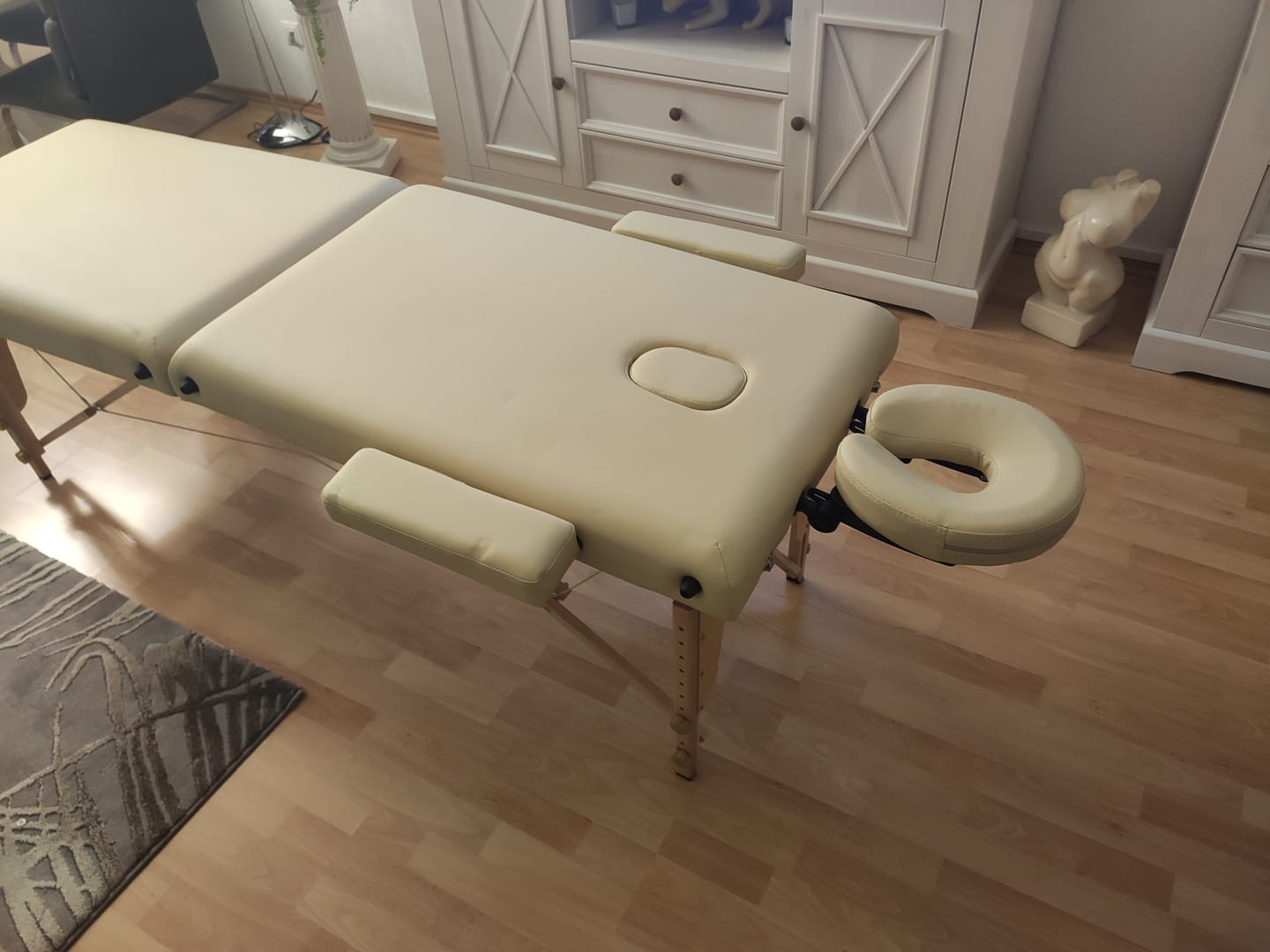 Customer photo review of Massageliege Klappbar Sofia Light