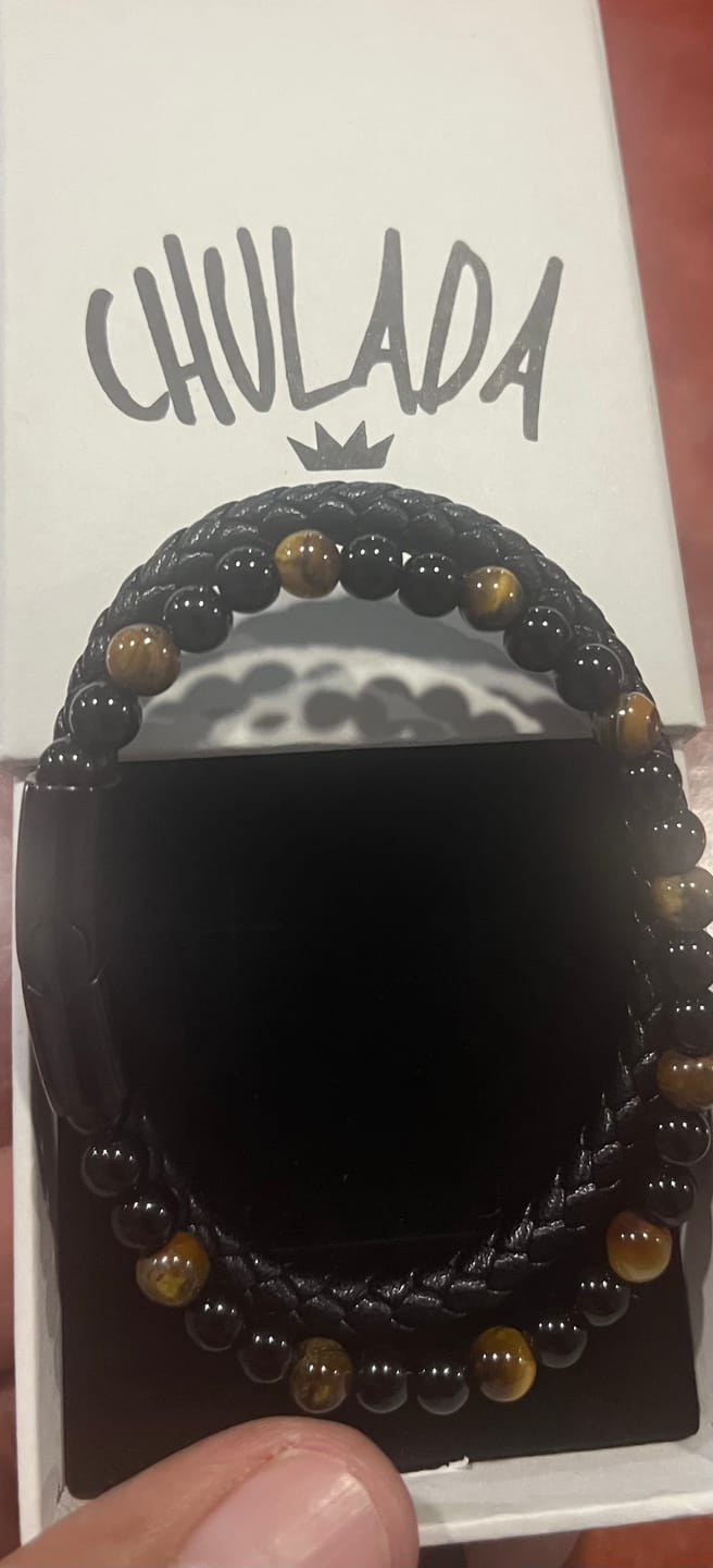 Customer photo review of Pulsera Ojo de Tigre - Piel
