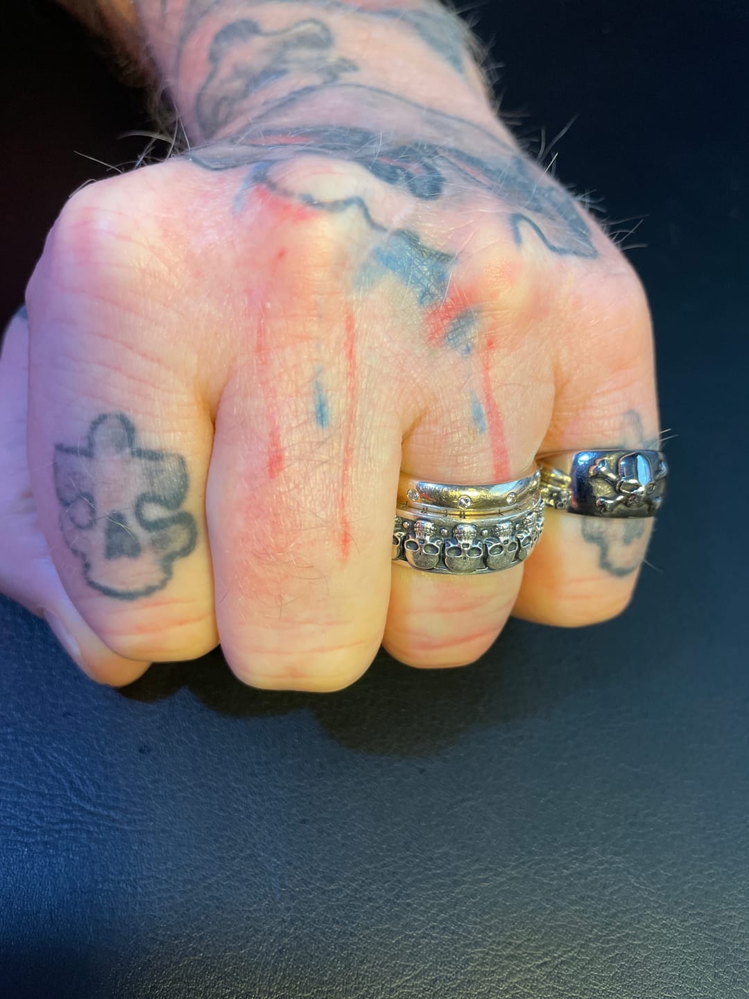 Customer photo review of CROSSBONE.