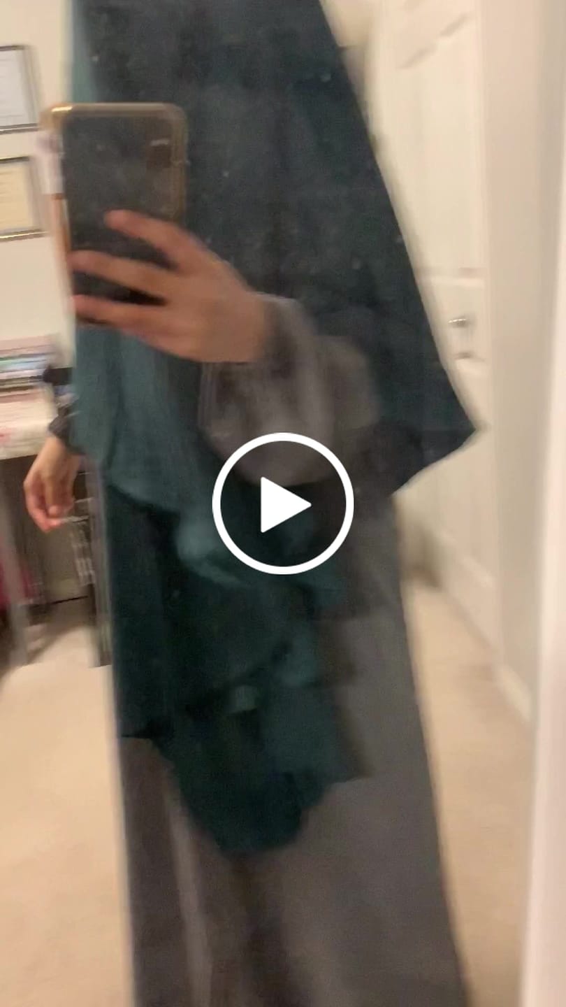 Customer video review of Classic Khimar - Aaliyah