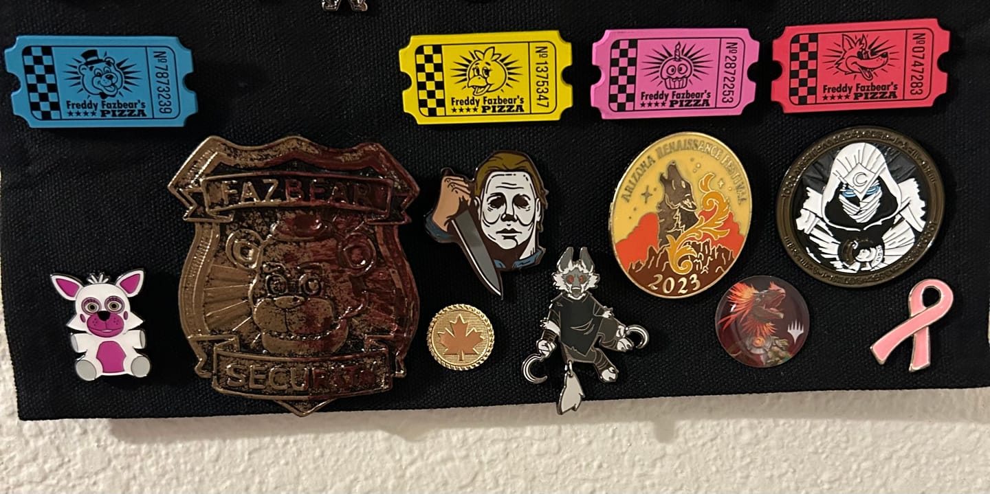 Customer photo review of Five Nights At Freddy's - Prize Ticket Pin Blind Box