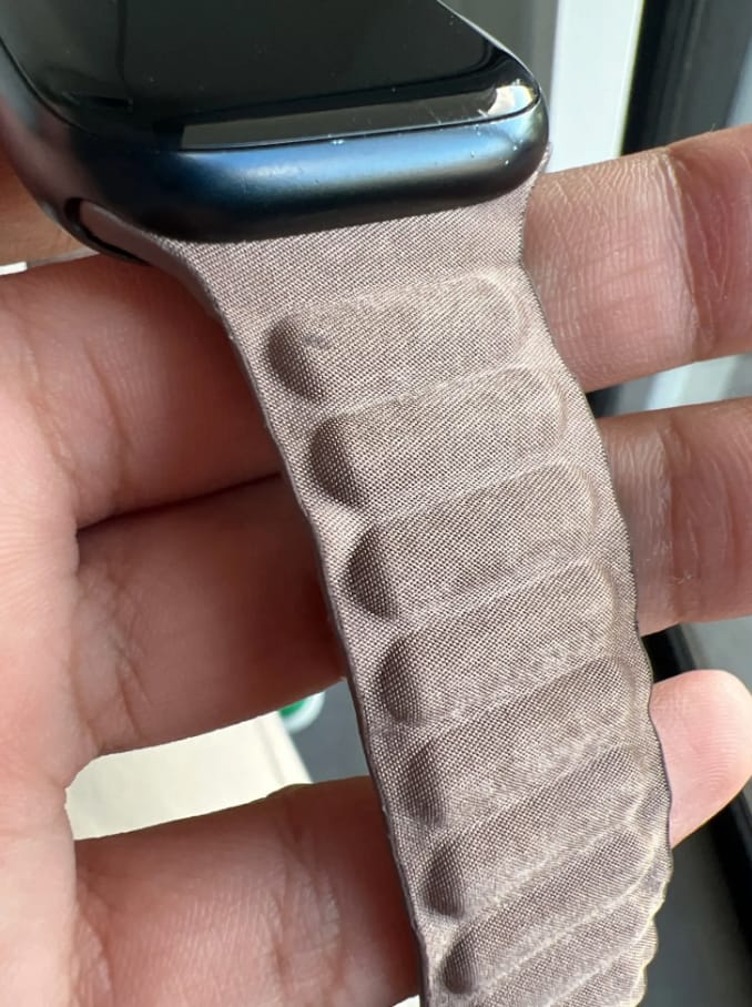 Customer photo review of FineWoven Magnetic Strap For Apple Watch