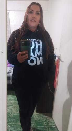 Customer photo review of Hoodie Capital Humano