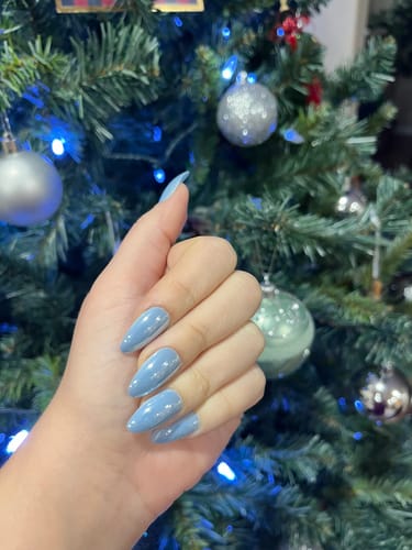 Customer photo review of Ice Queen Press On Nails (24PC)