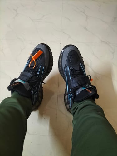 Customer photo review of Gladiator Sneaker