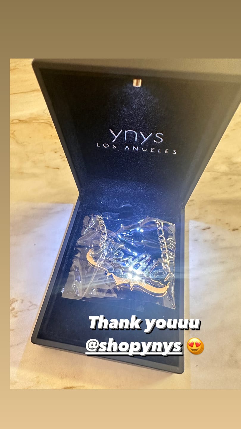 Customer photo review of Classic Heart Bar 3D Plated Name Necklace