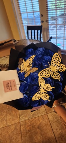 Customer photo review of Blue Rose Bouquet