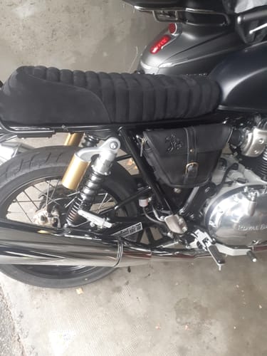 Customer photo review of Sacoche latérale cuir Noir pour Royal Enfield