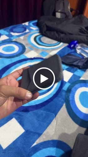 Customer video review of Cartera Mérida Oxford