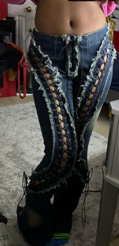 Customer photo review of LOW RISERS (DENIM)