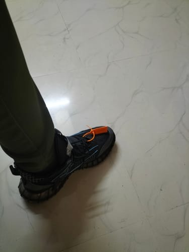 Customer photo review of Gladiator Sneaker