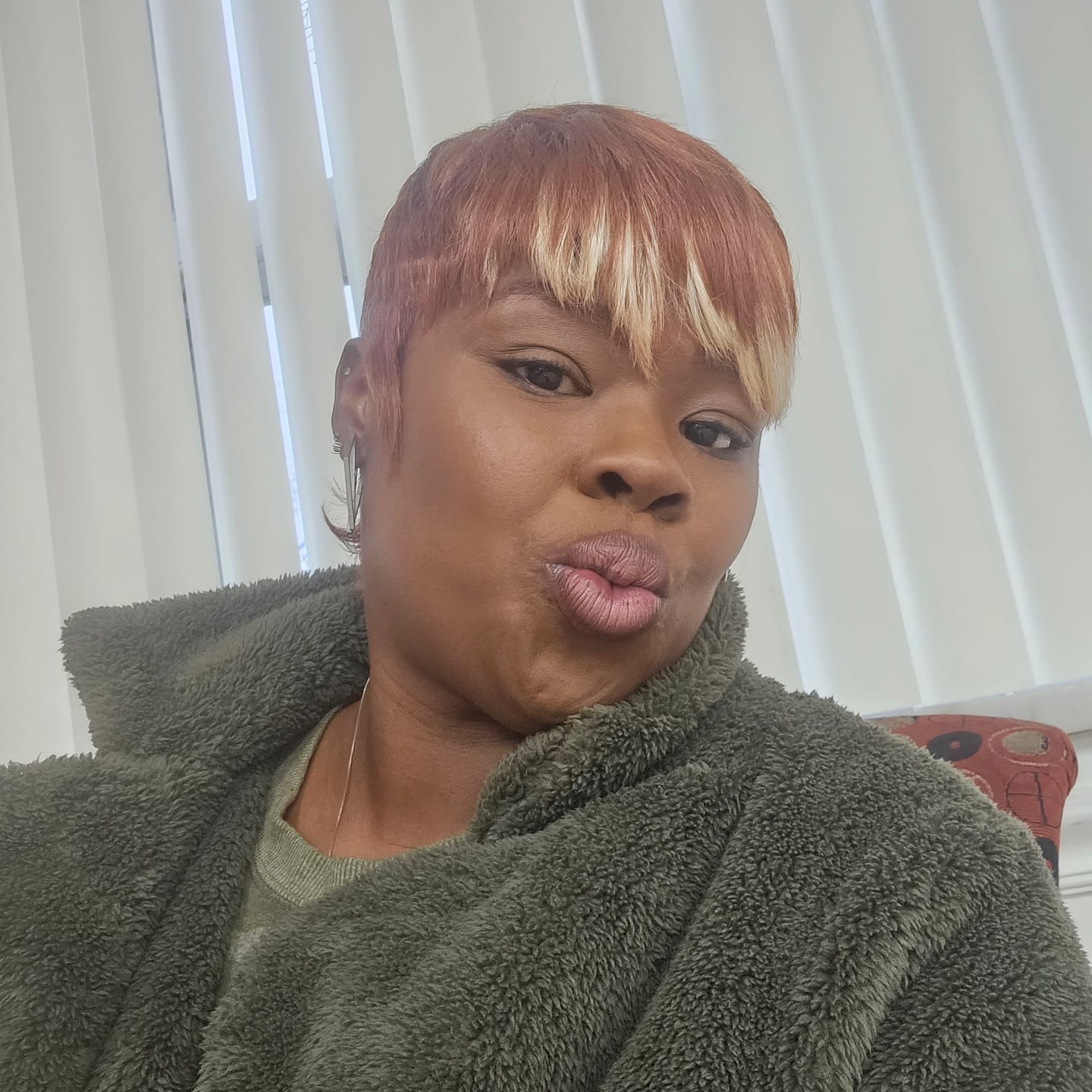Customer photo review of Sensationnel Empire Yaki Human Hair Weave - 8" inches