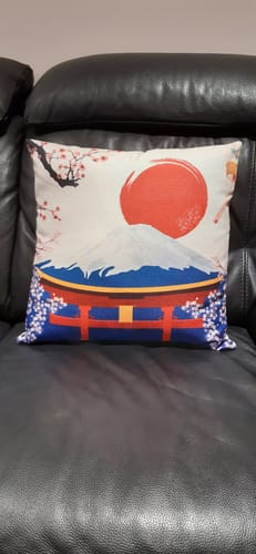 Customer photo review of Housse de Coussin Japonais - Torii & Mont Fuji
