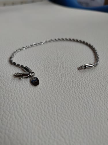 Reseña con foto de un cliente sobre Pulsera Rope 3mm