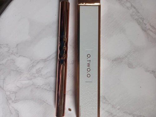 Customer photo review of O.TWO.O GOLD EMBROIDERY EYELINER