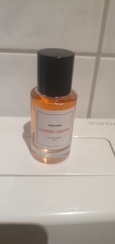 Customer photo review of CHERRY DREAM