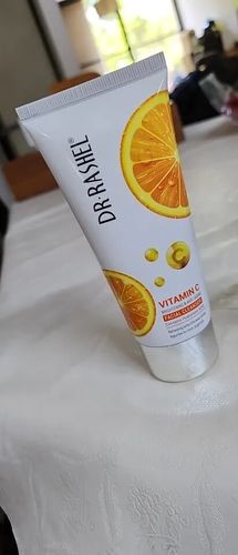 Customer photo review of Dr Rashel Vitamin C Brightening Facial Cleanser with Hyaluronic Acid - 80ml