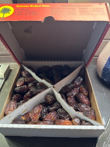 Customer photo review of [PREORDER] Soft Rutab Medjool Dates