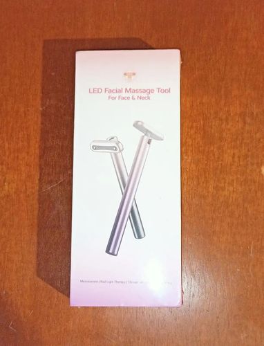 Customer photo review of LUMEVA™ 4 in 1 Renewal Magic Wand