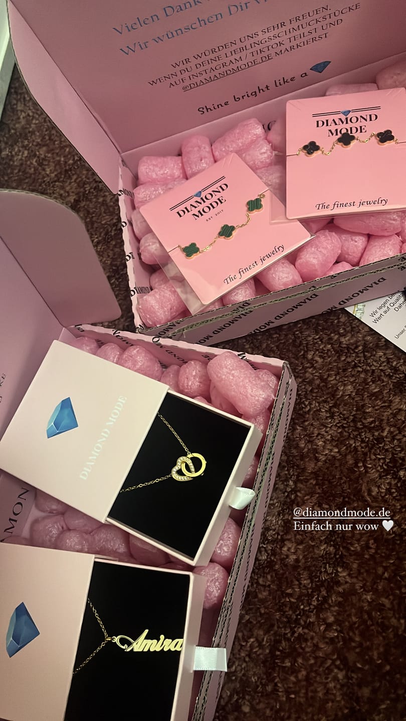 Customer photo review of Clover Marmor Armband | 18K vergoldet