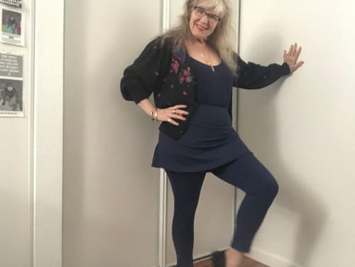 Customer photo review of Complete Coverage A-Line Skirted Leggings W/Pockets