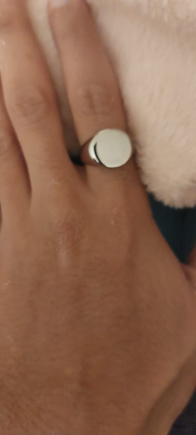 Customer photo review of ROUND. - SILVER